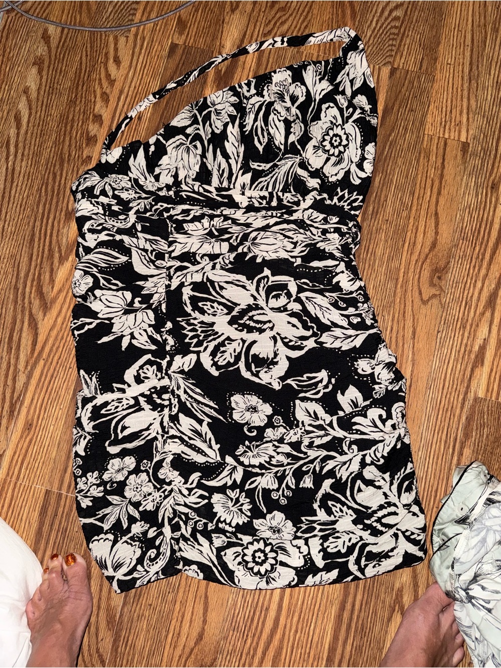 Zara Black and White One-Shoulder Floral Dress